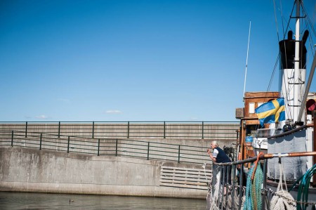 Antonie kollar att allt ser bra ut.